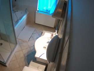 Julmodels Bathroom 2nd Floor-2